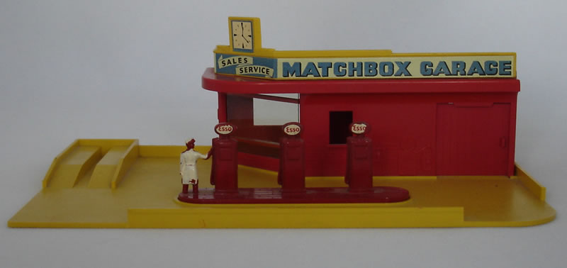 Matchbox MG1A1 Garage